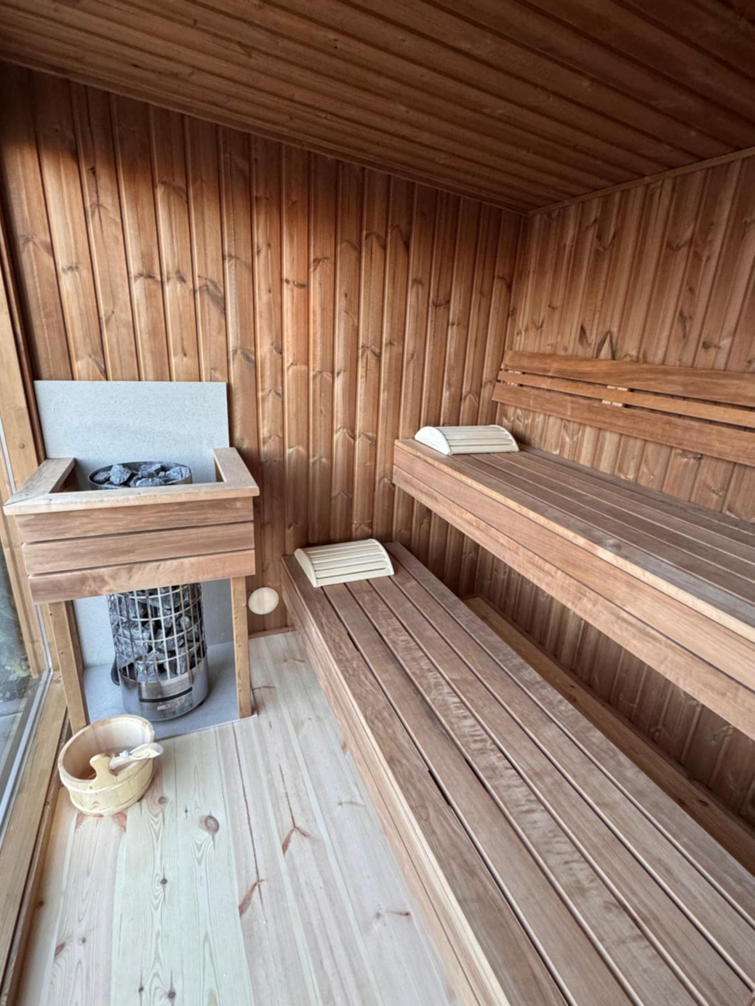 Soul Apartments Микулов Екстериор снимка